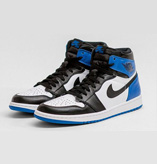 AIR JORDAN1 RETRO × FRAGMENT DESIGN 716371-040