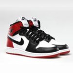 AIR JORDAN1 RETRO HI OG “つま黒”　2013年 555088-184